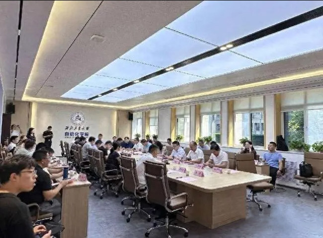 西安西瑪電機(jī)與西北工業(yè)大學(xué)開(kāi)展“雙進(jìn)”活動(dòng)，共推科技創(chuàng)新與產(chǎn)業(yè)升級(jí)